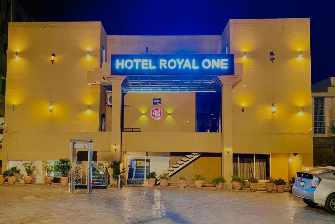 Hotel Royal One มุลตาน ภายนอก รูปภาพ